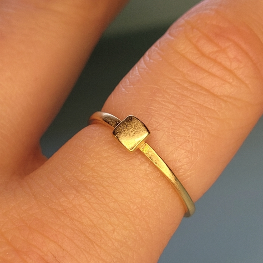 10k Gold Square Ring